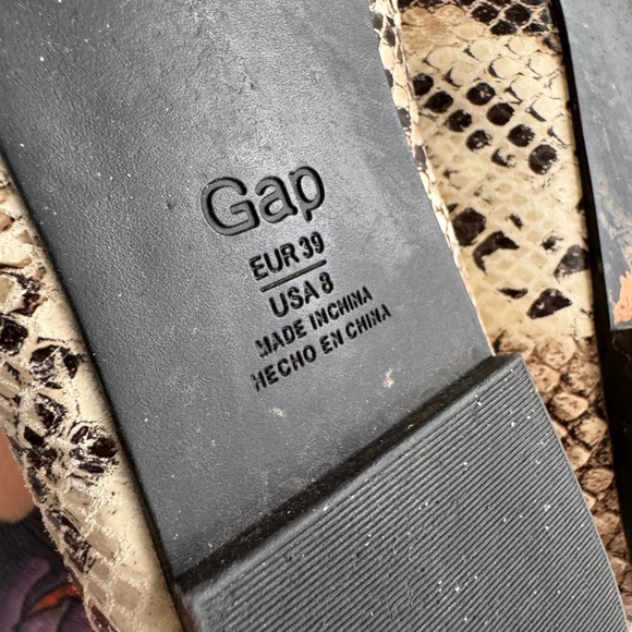 Gap Snakeskin Flats - Picture 6 of 8